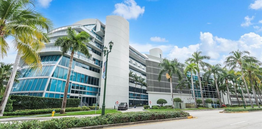 Apartamento en Aventura, Florida 2 dormitorios, 164.62 m2 № 2003203