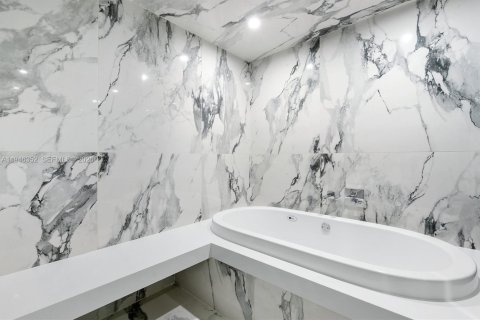 Apartamento en alquiler en Aventura, Florida, 2 dormitorios, 164.62 m2 № 2003203 - foto 29