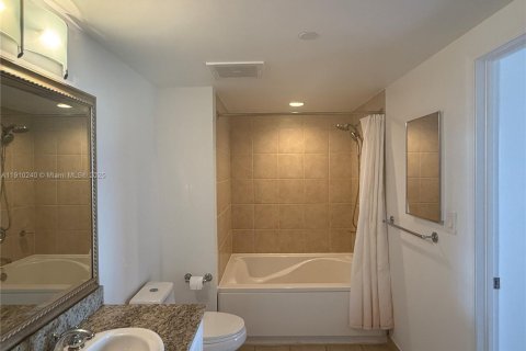 Copropriété à louer à Aventura, Floride: 2 chambres, 115.66 m2 № 1966440 - photo 16