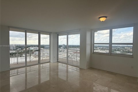 Copropriété à louer à Aventura, Floride: 2 chambres, 115.66 m2 № 1966440 - photo 10