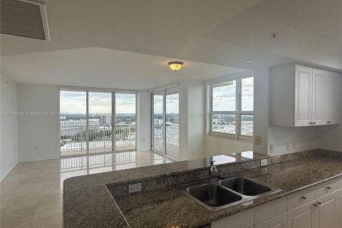 Copropriété à louer à Aventura, Floride: 2 chambres, 115.66 m2 № 1966440 - photo 5