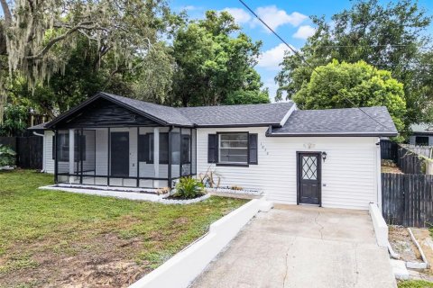 House in Eustis, Florida 3 bedrooms, 163.97 sq.m. № 1899892 - photo 1