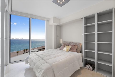 Condo in Sunny Isles Beach, Florida, 2 bedrooms  № 1729368 - photo 12