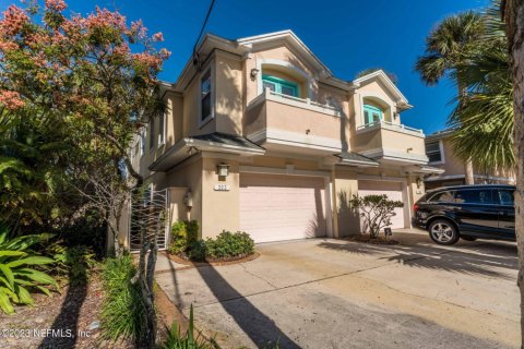 Villa ou maison à Atlantic Beach, Floride 3 chambres, 206.99 m2 № 865895