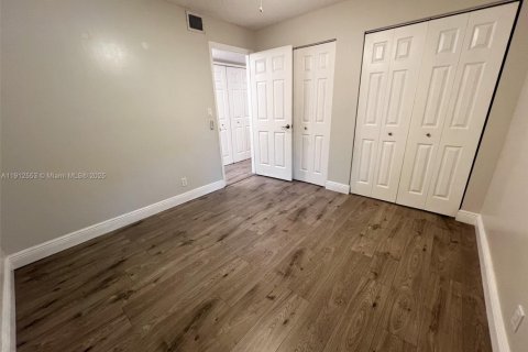 Снять в аренду кондоминиум в Плантация, Флорида 2 спальни, 89.56м2, № 1970290 - фото 12