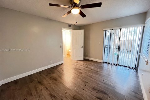 Снять в аренду кондоминиум в Плантация, Флорида 2 спальни, 89.56м2, № 1970290 - фото 16