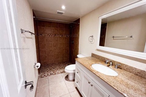 Снять в аренду кондоминиум в Плантация, Флорида 2 спальни, 89.56м2, № 1970290 - фото 13