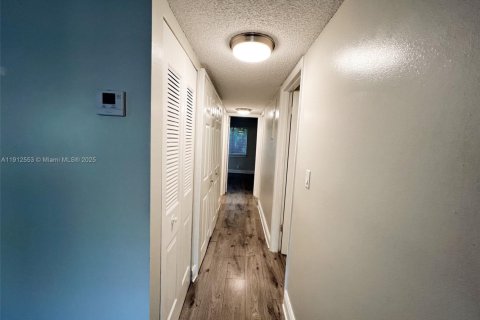 Снять в аренду кондоминиум в Плантация, Флорида 2 спальни, 89.56м2, № 1970290 - фото 10