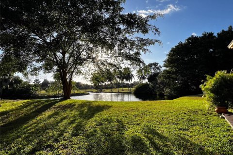 Снять в аренду кондоминиум в Плантация, Флорида 2 спальни, 89.56м2, № 1970290 - фото 20