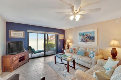 Condo in South Pasadena, Florida, 2 bedrooms  № 1740695 - photo 7
