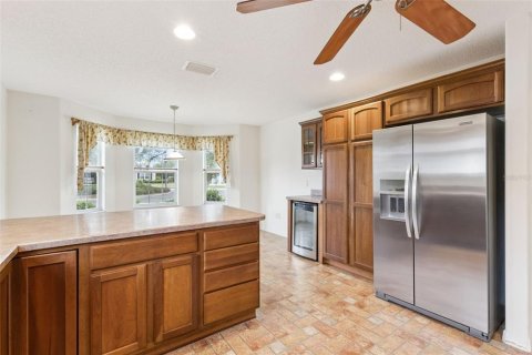 House in The Villages, Florida 3 bedrooms, 229.75 sq.m. № 2228479 - photo 8