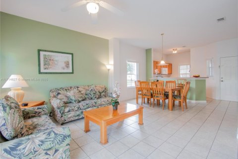 Townhouse in Kissimmee, Florida 3 bedrooms № 1860913 - photo 4