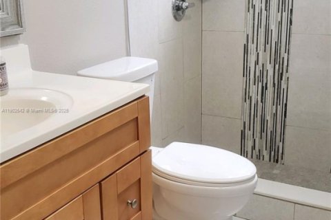 Снять в аренду виллу или дом в Майами, Флорида 3 спальни, 150.59м2, № 1952980 - фото 14