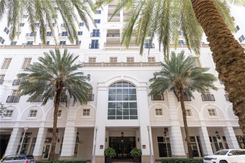 Кондоминиум с 3 спальнями в Корал-Гейблс, Флорида № 2025011