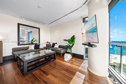 Copropriété à louer à Miami Beach, Floride: 2 chambres, 106 m2 № 2183602 - photo 10