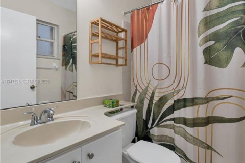 Touwnhouse à louer à Miami, Floride: 2 chambres, 127.83 m2 № 2003898 - photo 18