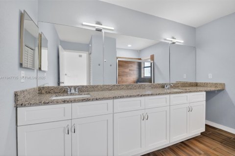 Villa ou maison à louer à Boynton Beach, Floride: 4 chambres, 211.72 m2 № 2003894 - photo 27