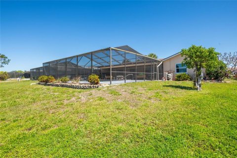 Villa ou maison à vendre à Apollo Beach, Floride: 3 chambres, 156.08 m2 № 1519240 - photo 24