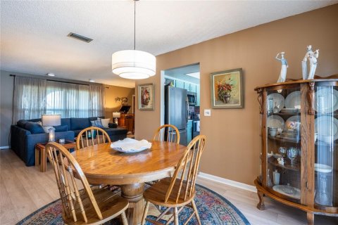 Villa ou maison à vendre à Apollo Beach, Floride: 3 chambres, 156.08 m2 № 1519240 - photo 6