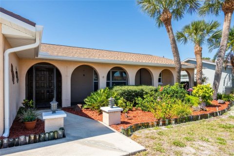 Villa ou maison à vendre à Apollo Beach, Floride: 3 chambres, 156.08 m2 № 1519240 - photo 28