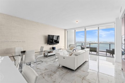 Condominio en venta en Miami, Florida, 2 dormitorios, 107.95 m2 № 1958913 - foto 9