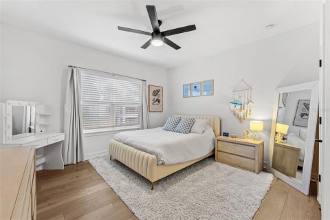 Villa ou maison à vendre à Orlando, Floride: 5 chambres, 279.64 m2 № 2395604 - photo 20