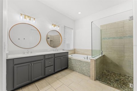 Villa ou maison à vendre à Orlando, Floride: 5 chambres, 279.64 m2 № 2395604 - photo 19