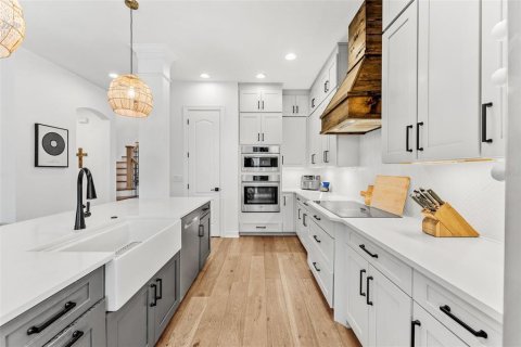 Villa ou maison à vendre à Orlando, Floride: 5 chambres, 279.64 m2 № 2395604 - photo 11