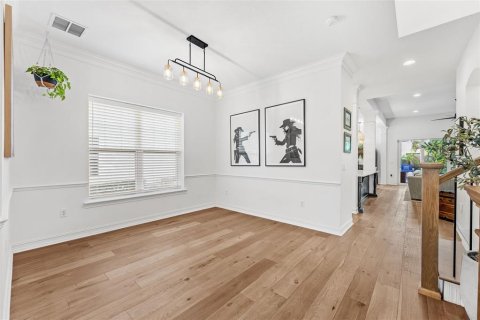 Villa ou maison à vendre à Orlando, Floride: 5 chambres, 279.64 m2 № 2395604 - photo 8