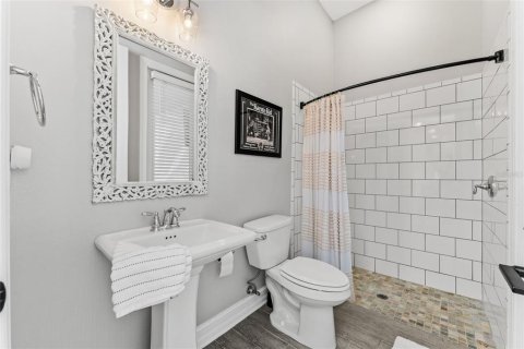 Villa ou maison à vendre à Orlando, Floride: 5 chambres, 279.64 m2 № 2395604 - photo 15