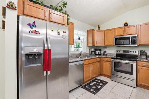 House in Port St. Lucie, Florida 3 bedrooms, 128.39 sq.m. № 2085195 - photo 14