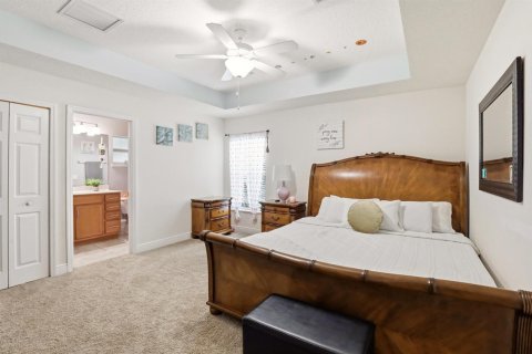 House in Port St. Lucie, Florida 3 bedrooms, 128.39 sq.m. № 2085195 - photo 23