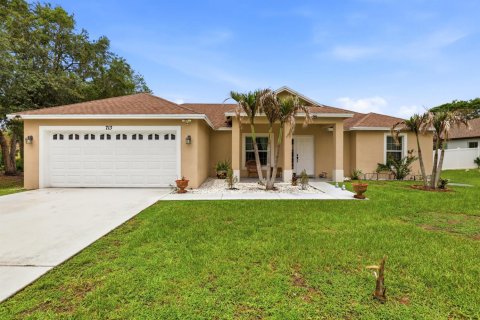 House in Port St. Lucie, Florida 3 bedrooms, 128.39 sq.m. № 2085195