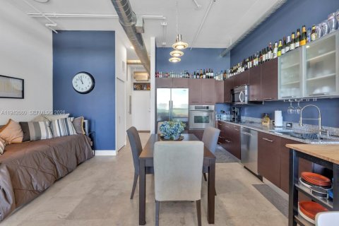 Condominio en venta en Aventura, Florida, 1 dormitorio, 75.81 m2 № 2000467 - foto 7