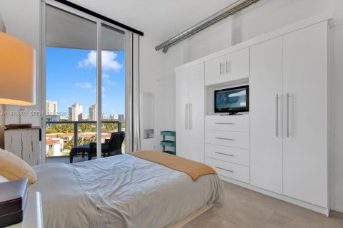 Condominio en venta en Aventura, Florida, 1 dormitorio, 75.81 m2 № 2000467 - foto 15