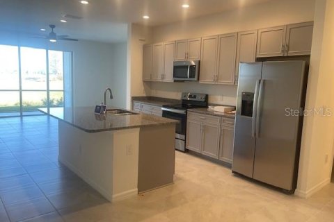 Adosado en alquiler en Parrish, Florida, 3 dormitorios, 169.27 m2 № 1847115 - foto 3