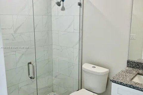 Casa en alquiler en Lehigh Acres, Florida, 3 dormitorios, 152.36 m2 № 2054682 - foto 9