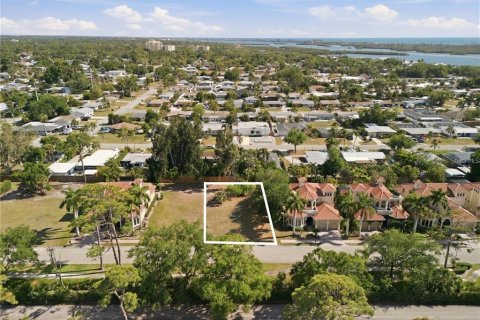 Villa ou maison à vendre à Sarasota, Floride: 4 chambres, 311.87 m2 № 2390761 - photo 13