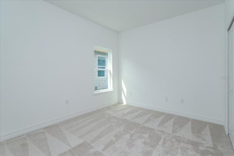 House in Lady Lake, Florida 3 bedrooms, 172.43 sq.m. № 1587435 - photo 16