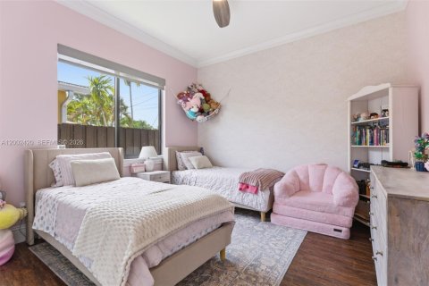 Casa en venta en Fort Lauderdale, Florida, 4 dormitorios, 243.5 m2 № 2068148 - foto 26