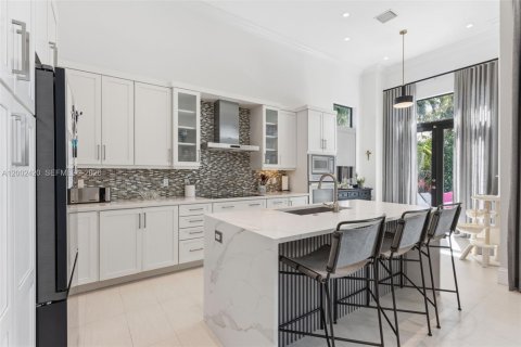 Casa en venta en Fort Lauderdale, Florida, 4 dormitorios, 243.5 m2 № 2068148 - foto 10