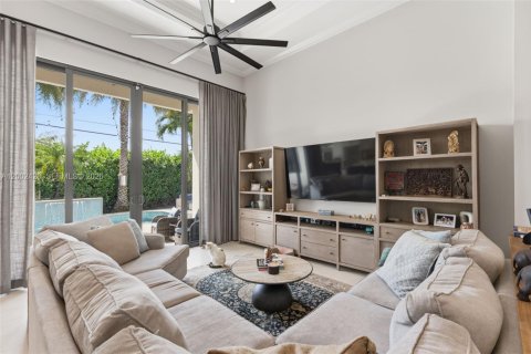 Casa en venta en Fort Lauderdale, Florida, 4 dormitorios, 243.5 m2 № 2068148 - foto 3