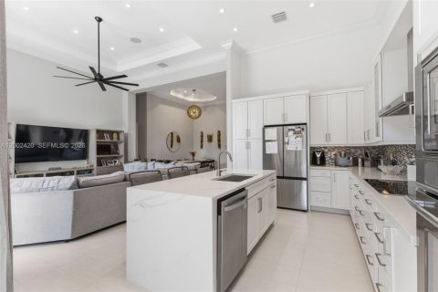 Casa en venta en Fort Lauderdale, Florida, 4 dormitorios, 243.5 m2 № 2068148 - foto 11