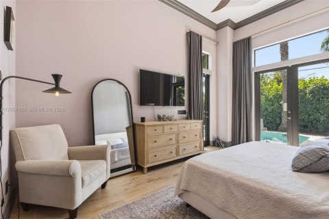 Casa en venta en Fort Lauderdale, Florida, 4 dormitorios, 243.5 m2 № 2068148 - foto 17