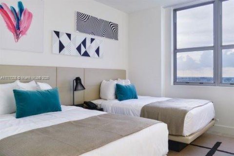 Condo in Hollywood, Florida, 2 bedrooms  № 1959567 - photo 6