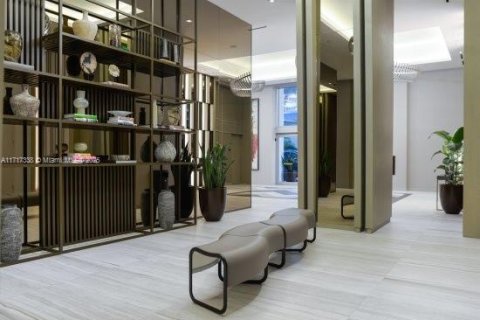 Condo in Hollywood, Florida, 2 bedrooms  № 1959567 - photo 19