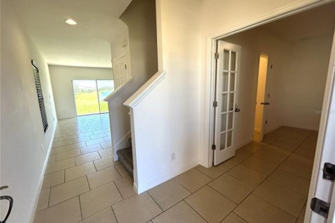 Villa ou maison à louer à Kissimmee, Floride: 4 chambres, 191.38 m2 № 2399183 - photo 9