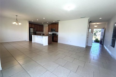 Villa ou maison à louer à Kissimmee, Floride: 4 chambres, 191.38 m2 № 2399183 - photo 12