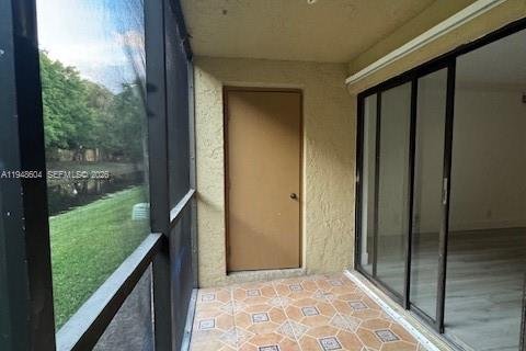 Condominio en alquiler en Weston, Florida, 2 dormitorios, 116.69 m2 № 2007800 - foto 29