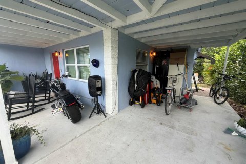 Villa ou maison à louer à Riviera Beach, Floride: 3 chambres, 95.97 m2 № 2179942 - photo 11